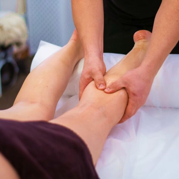 Лімфодренажний масаж (локально 2 зони) – 45 хв.